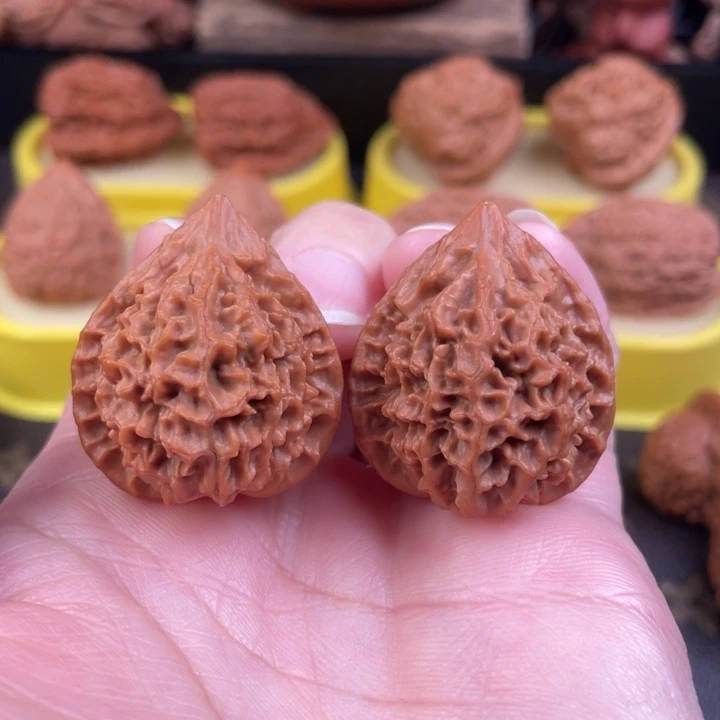 吊坠文玩核桃珊瑚塔31