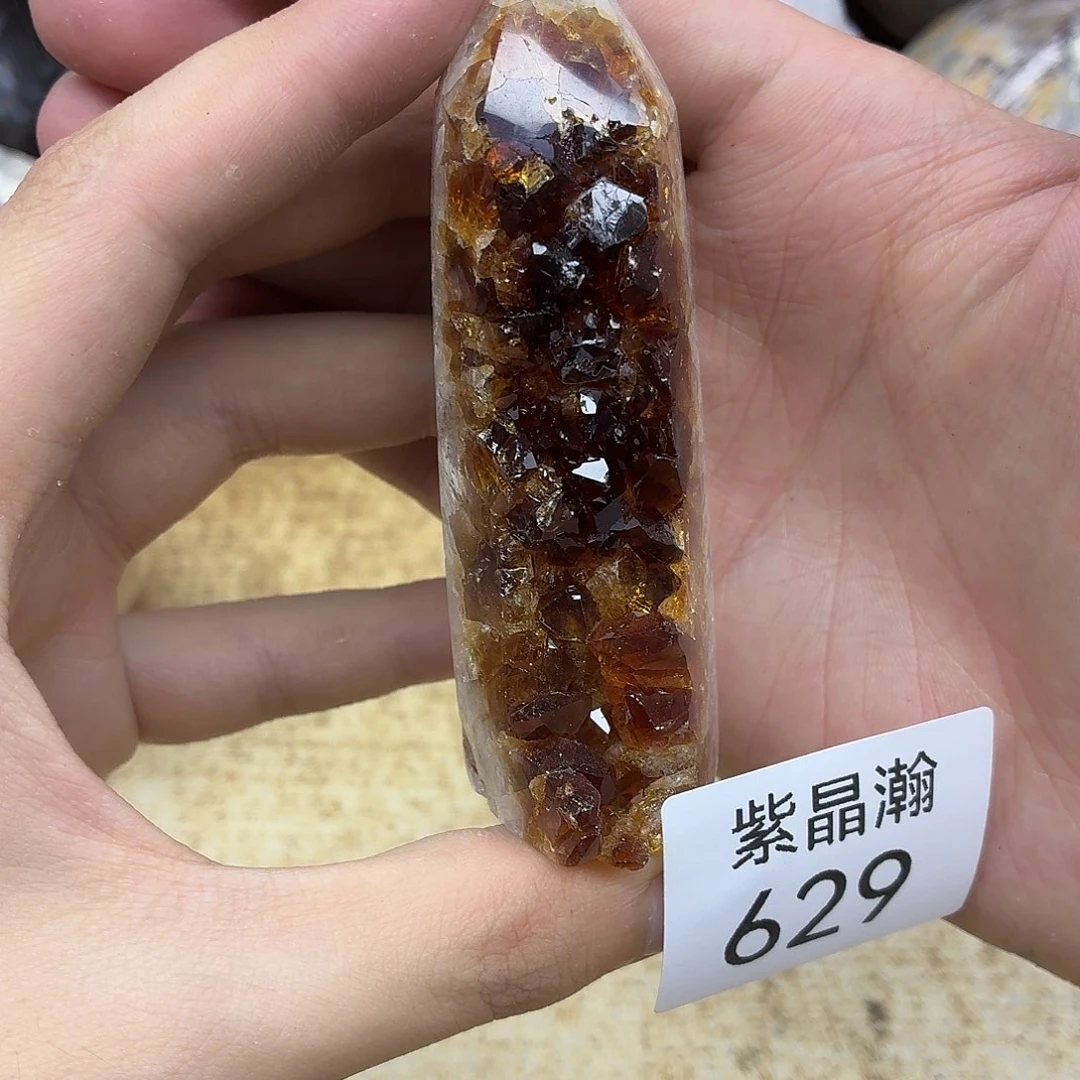 未镶嵌水晶大型摆件（非配饰）