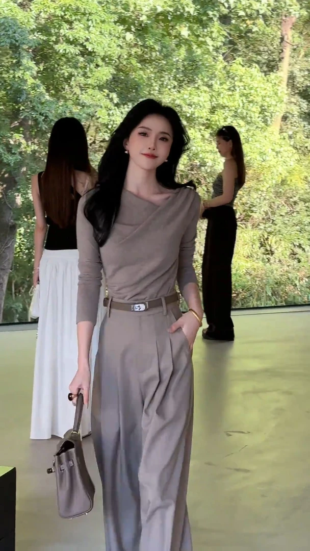 2025早秋新款女装设计感气质通勤v领长袖上衣高腰休闲阔腿西装裤