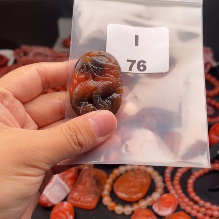 未镶嵌南红玛瑙多样性发货吊坠南红玛瑙