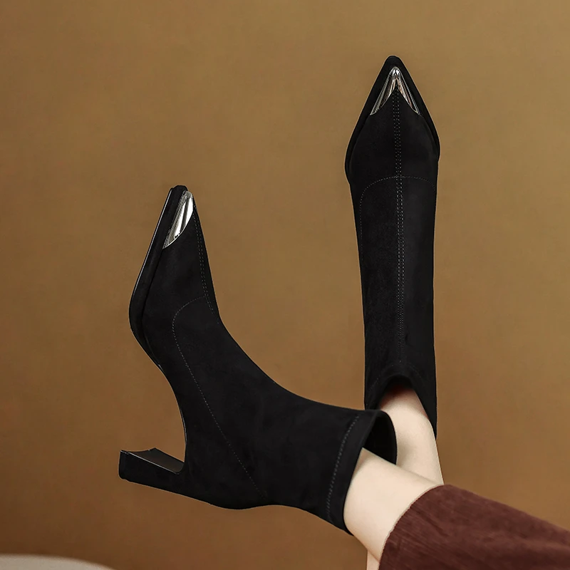 秋冬新款尖头弹力瘦瘦靴高跟女短靴8-10厘米高跟靴子靴子秋冬粗跟