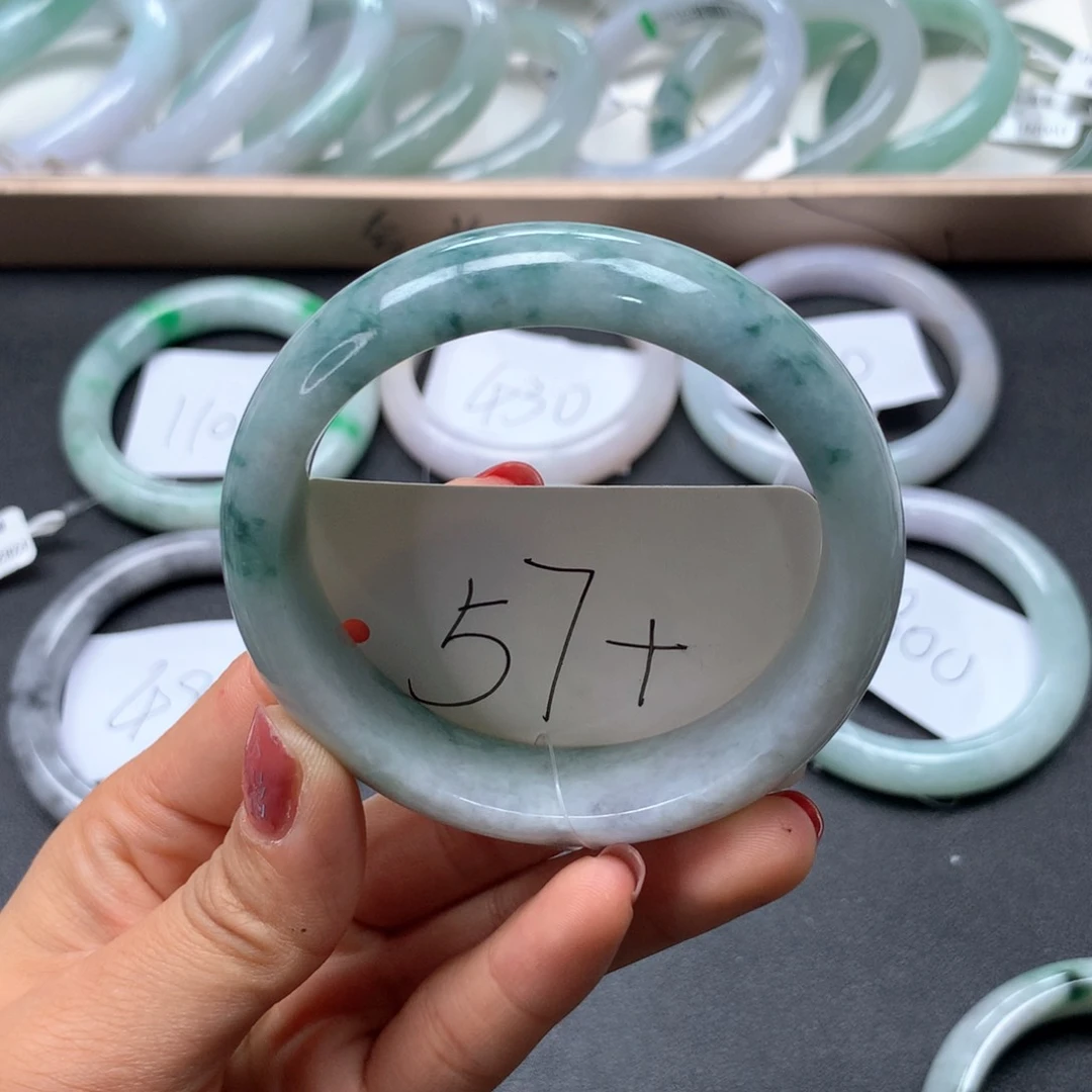 未镶嵌手镯翡翠手镯