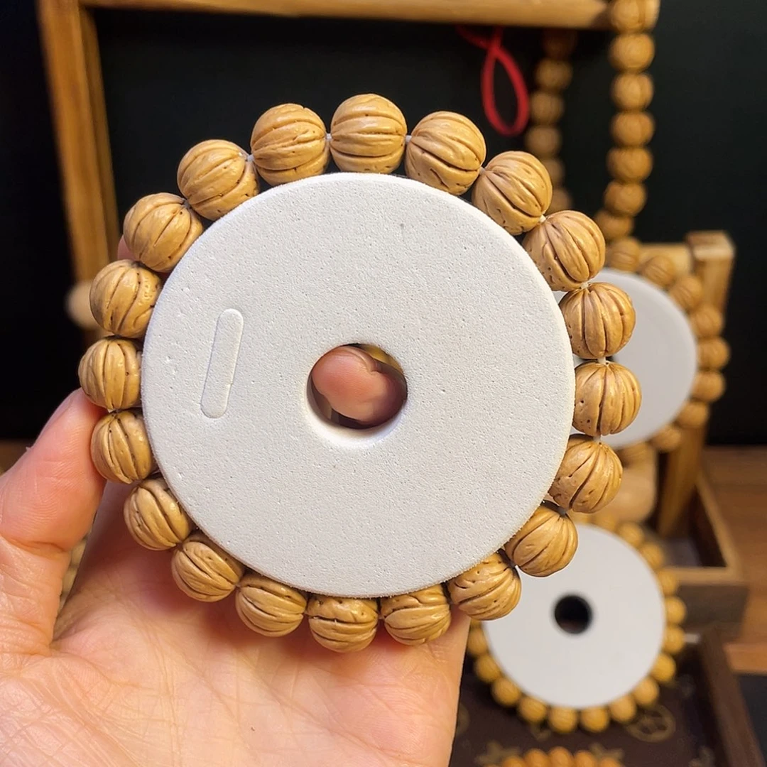 谁***字桃核手串，桃核手串