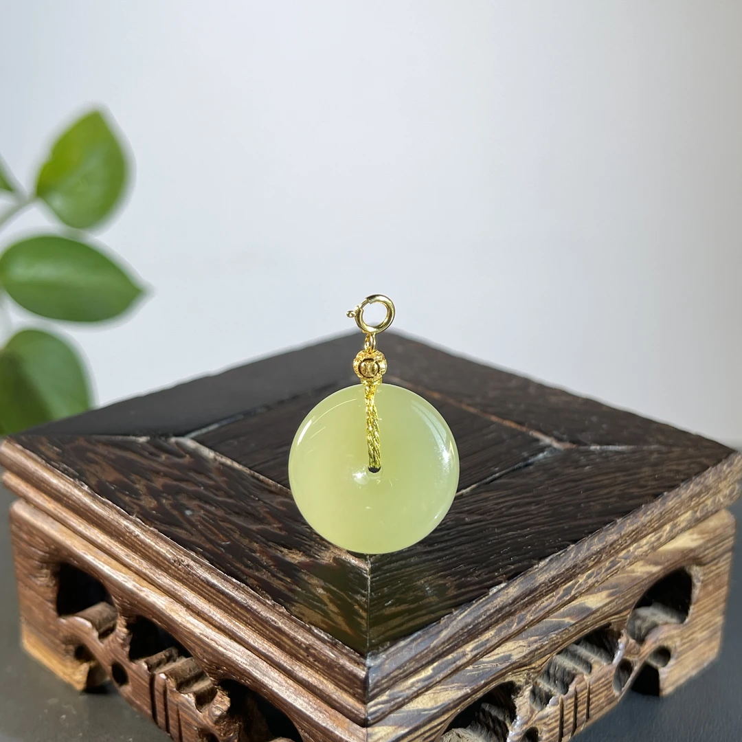 JCA14-67  和田玉-s925银平安扣