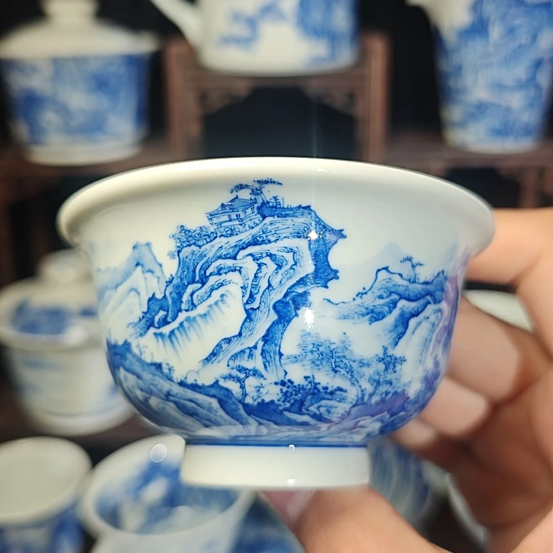 陶摆件青花山水压手杯