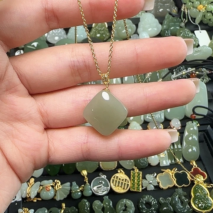 和田玉银S925镶嵌颈饰送链子送绳