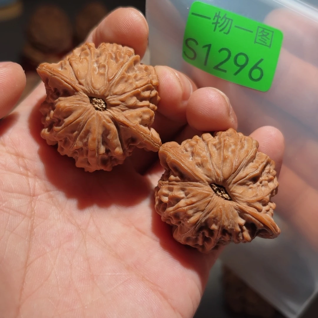 文玩核桃把件学麒麟