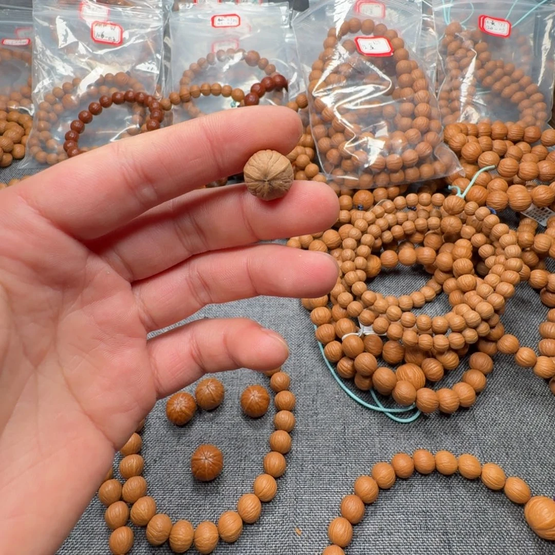****猴头核桃吊坠南瓜三棱