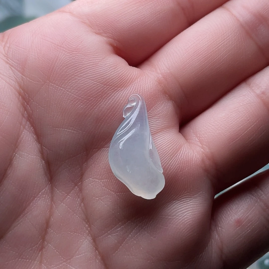 定制翡翠未镶嵌随形