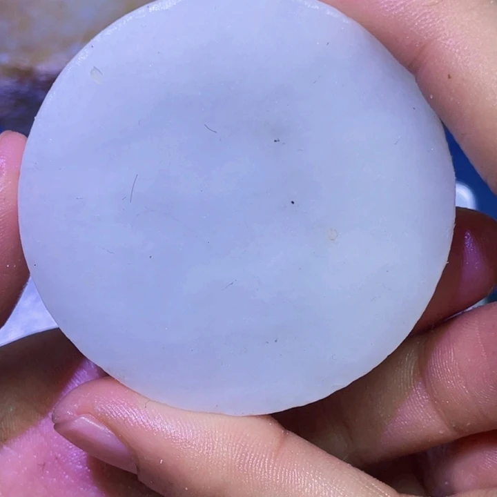 佳***练和田玉（糖玉）未镶嵌珠宝半成品