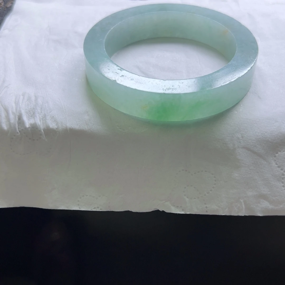 未镶嵌手镯定制翡翠