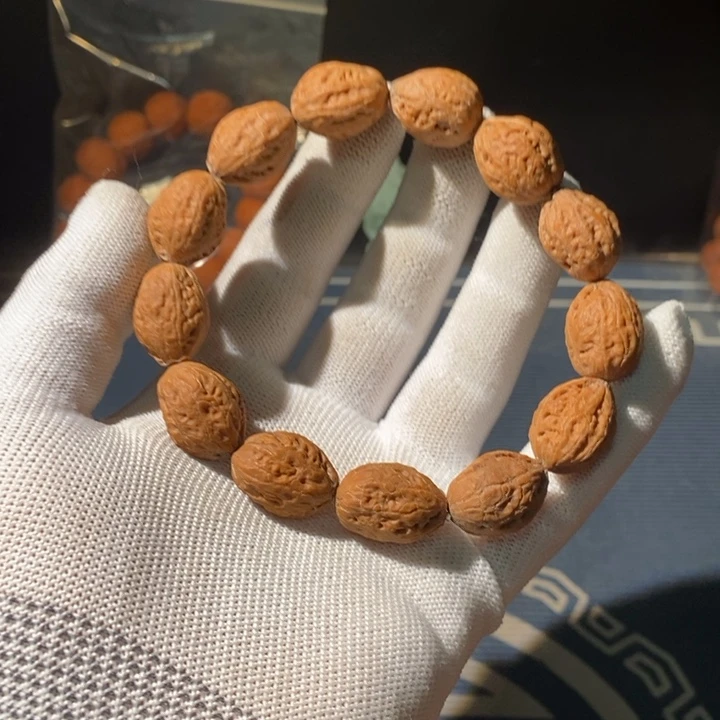 文玩核桃手串……7