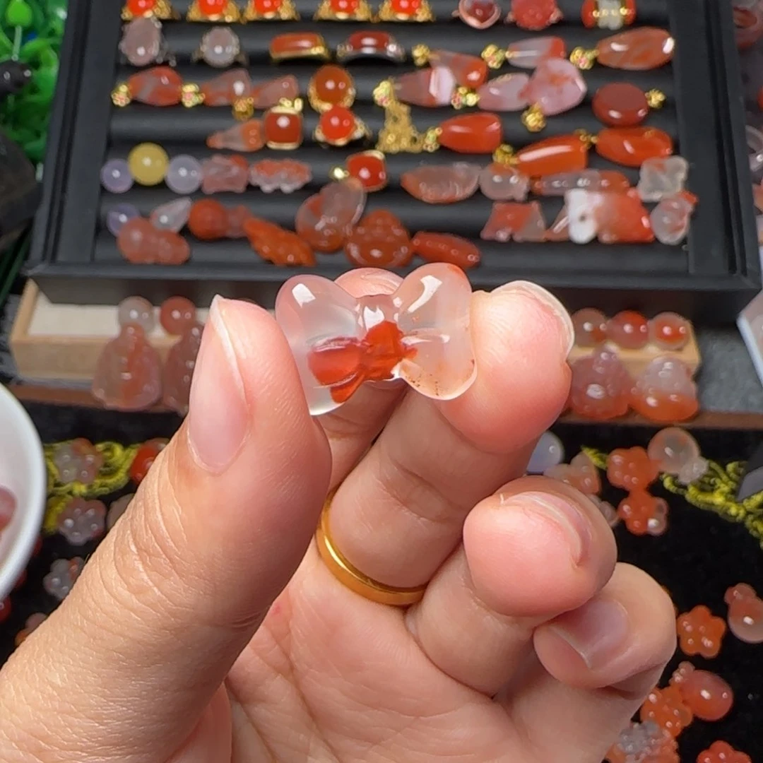 南红玛瑙颈饰未镶嵌叶*