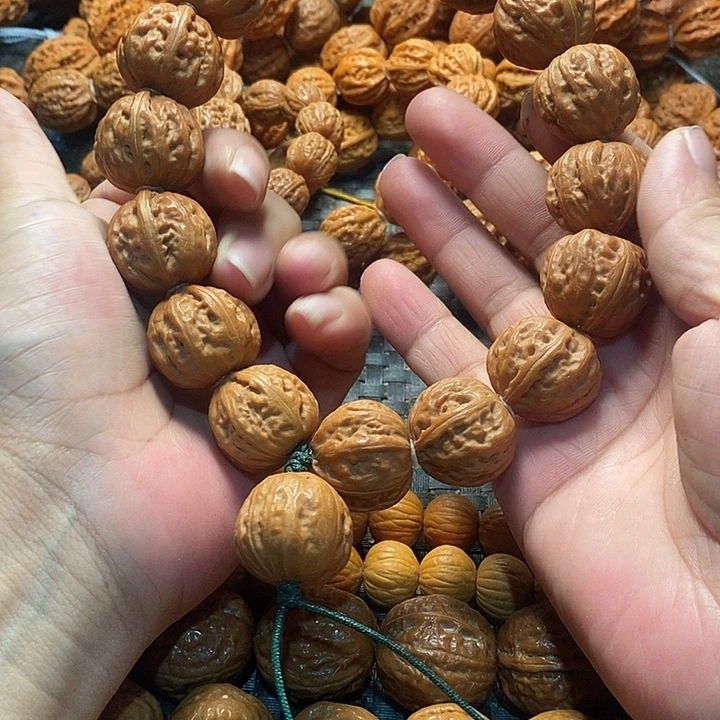 文玩核桃手串粗筋八棱