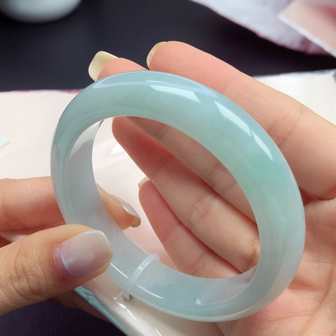 平***淡翡翠未镶嵌手镯56圈口