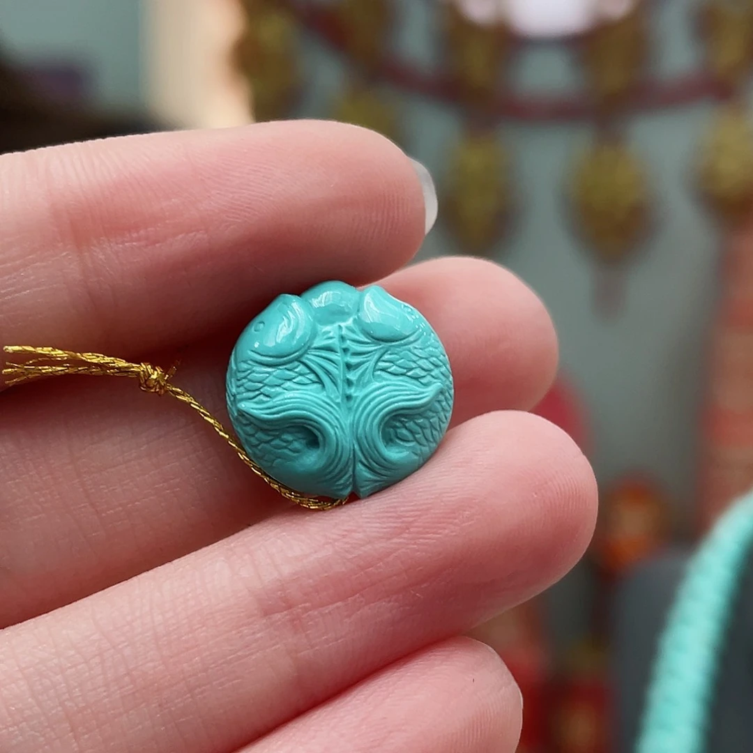 绿松石颈饰未镶嵌