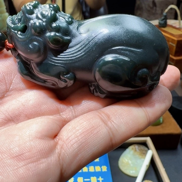 未镶嵌和田玉把件