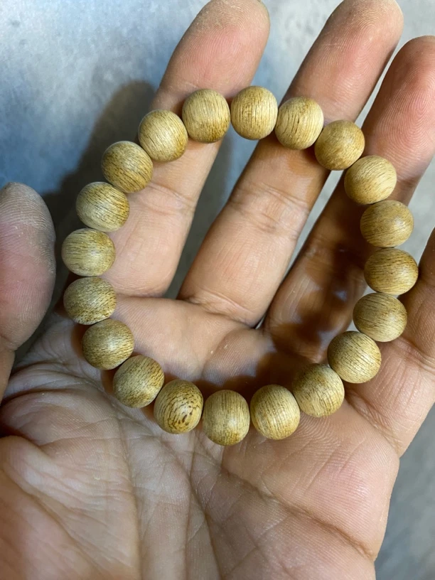 天然野生沉香达拉干沉香手串