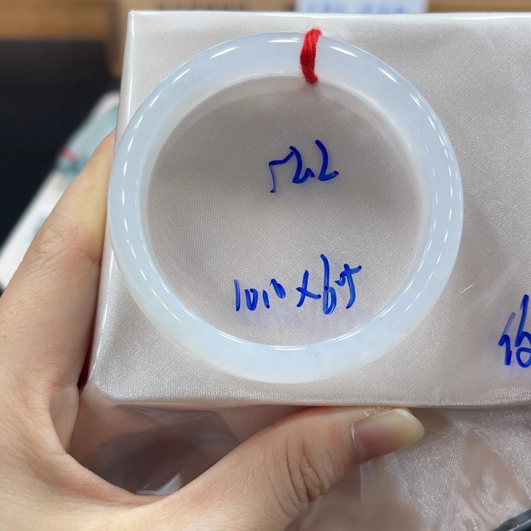 未镶嵌手镯翡翠翡翠