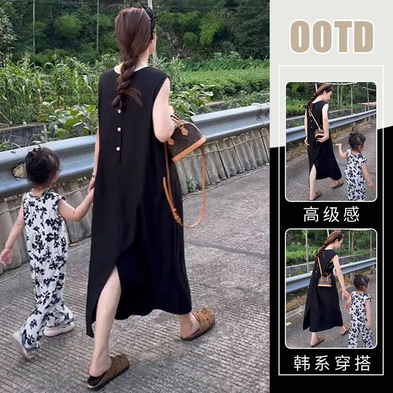 夏季新款高级感背扣开叉无袖连衣裙女装赫本风独特气质宽松中长裙