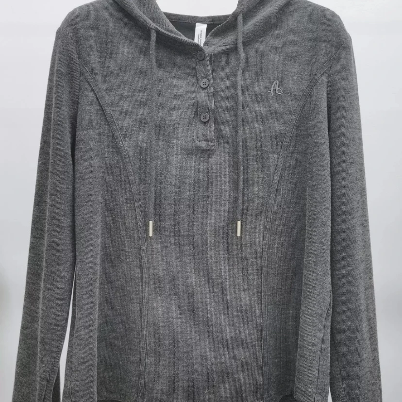 2024款新款女装时尚上衣