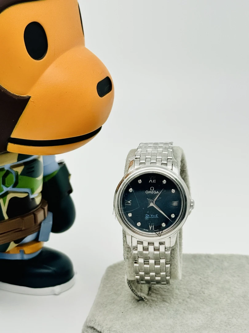 全新未使用 Omega/欧米茄 蓝盘小熊镶砖女款蝶飞/25年二手全新