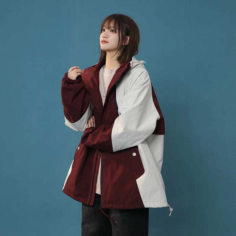 春秋新款情侣连帽冲锋衣防泼夹克男女户外拼接潮牌街拍爆款外套