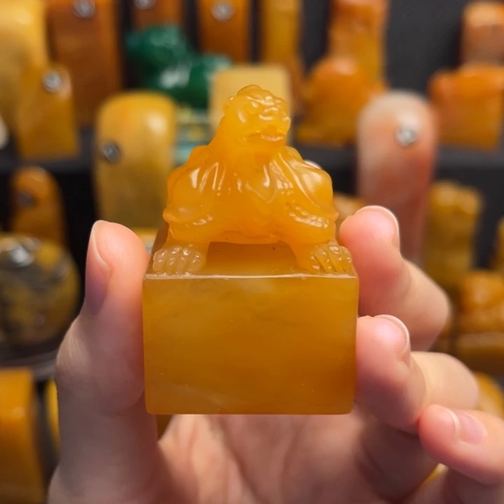 栋***梁田黄石题材：工艺品
