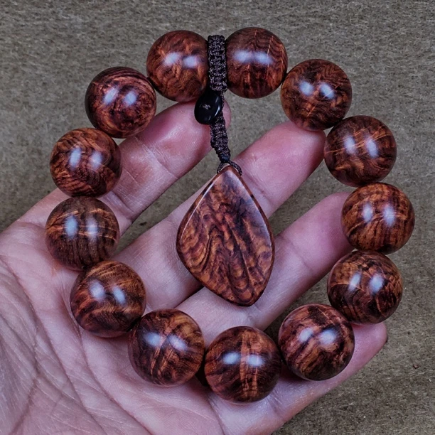 海黄油梨老料1.8传承工艺手串皱纹闪电波油性足