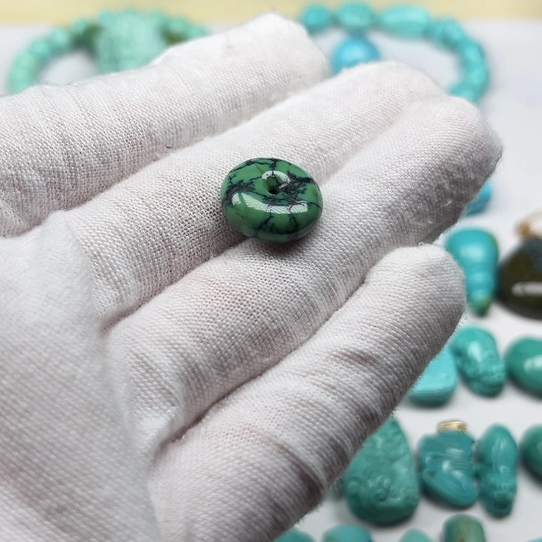 绿松石未镶嵌原矿