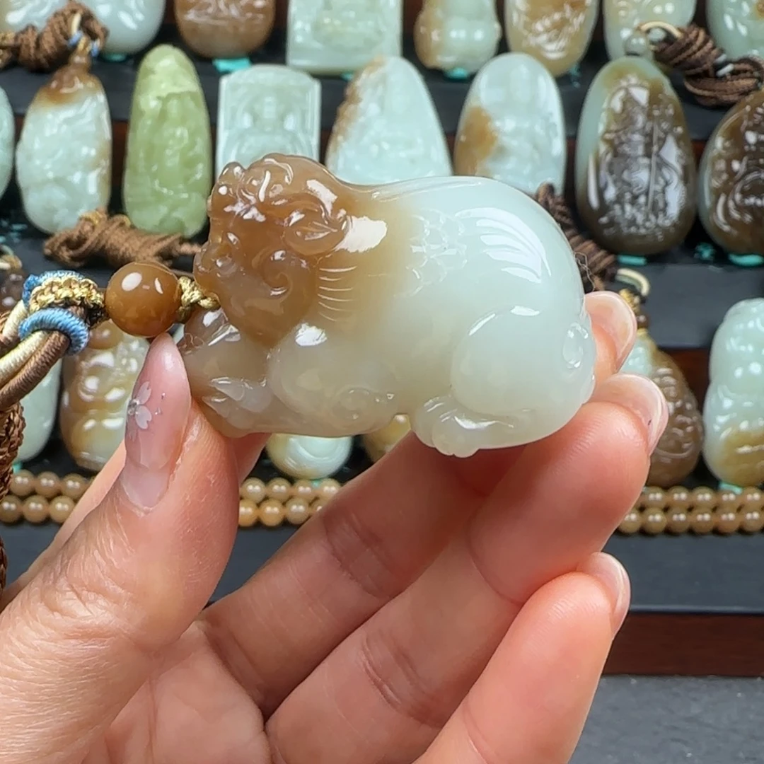 和田玉未镶嵌挂件