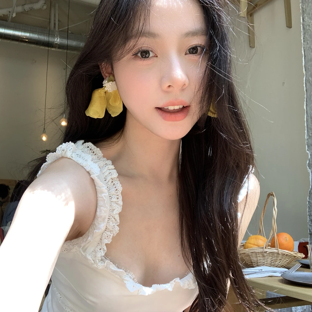 铜合金耳饰 明媚少女 2025新款仙女度假风布艺出游显白耳环