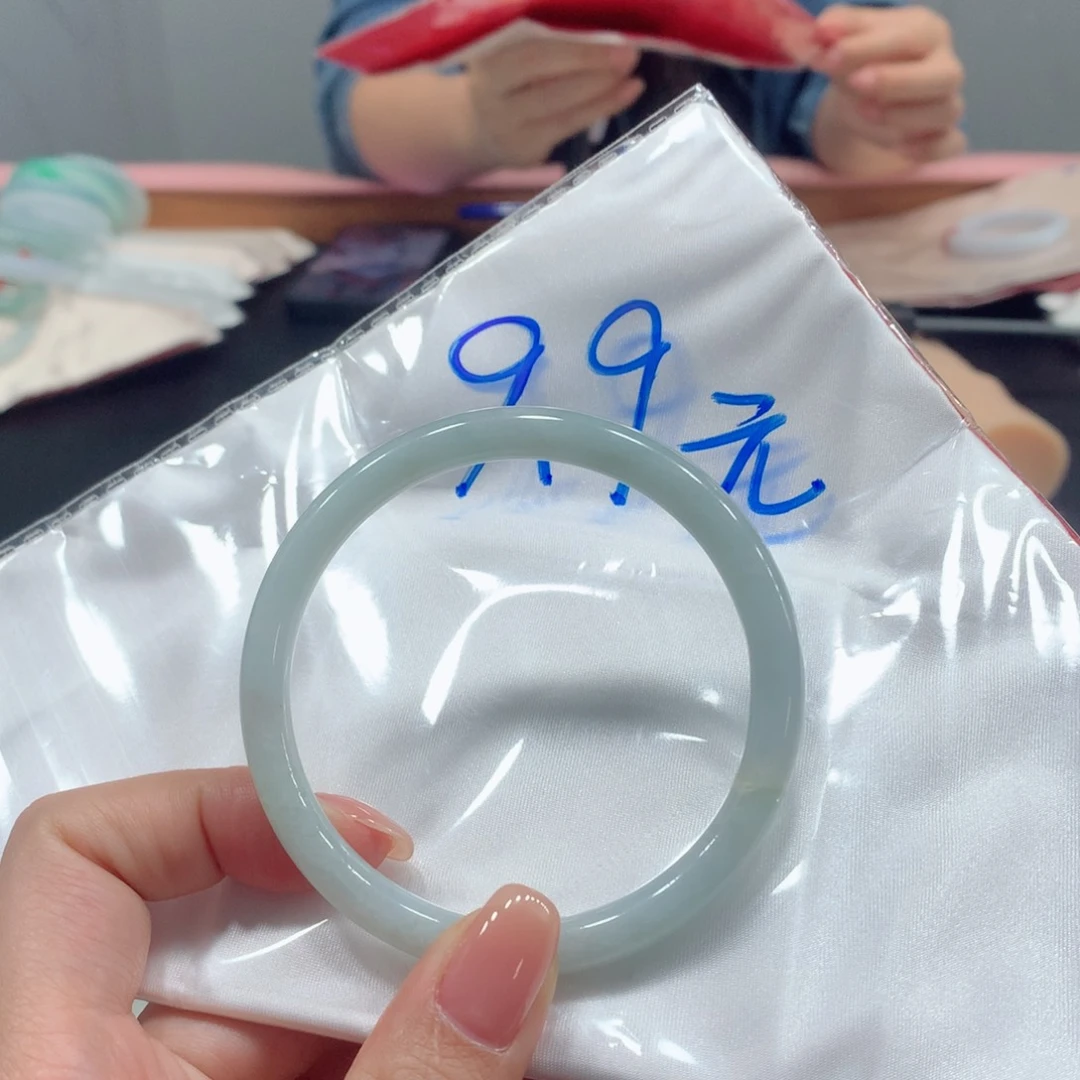 翡翠手镯未镶嵌❤️****买断