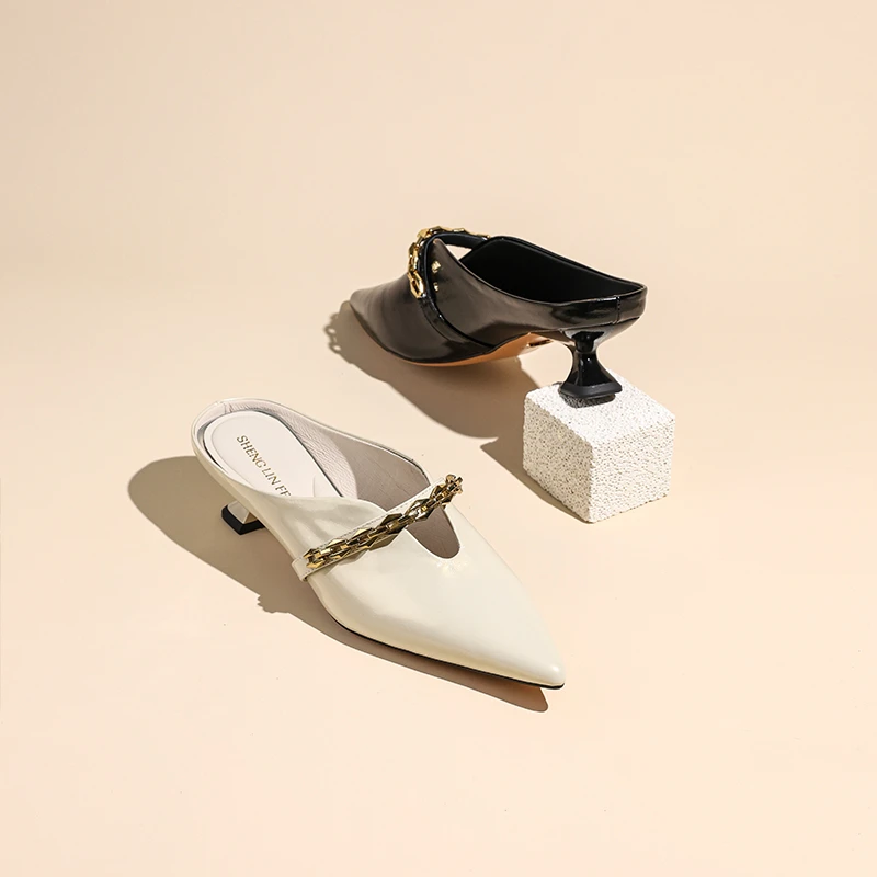 圣琳妃/牛皮/4CM法式尖头链条半拖鞋包头凉拖鞋D20144