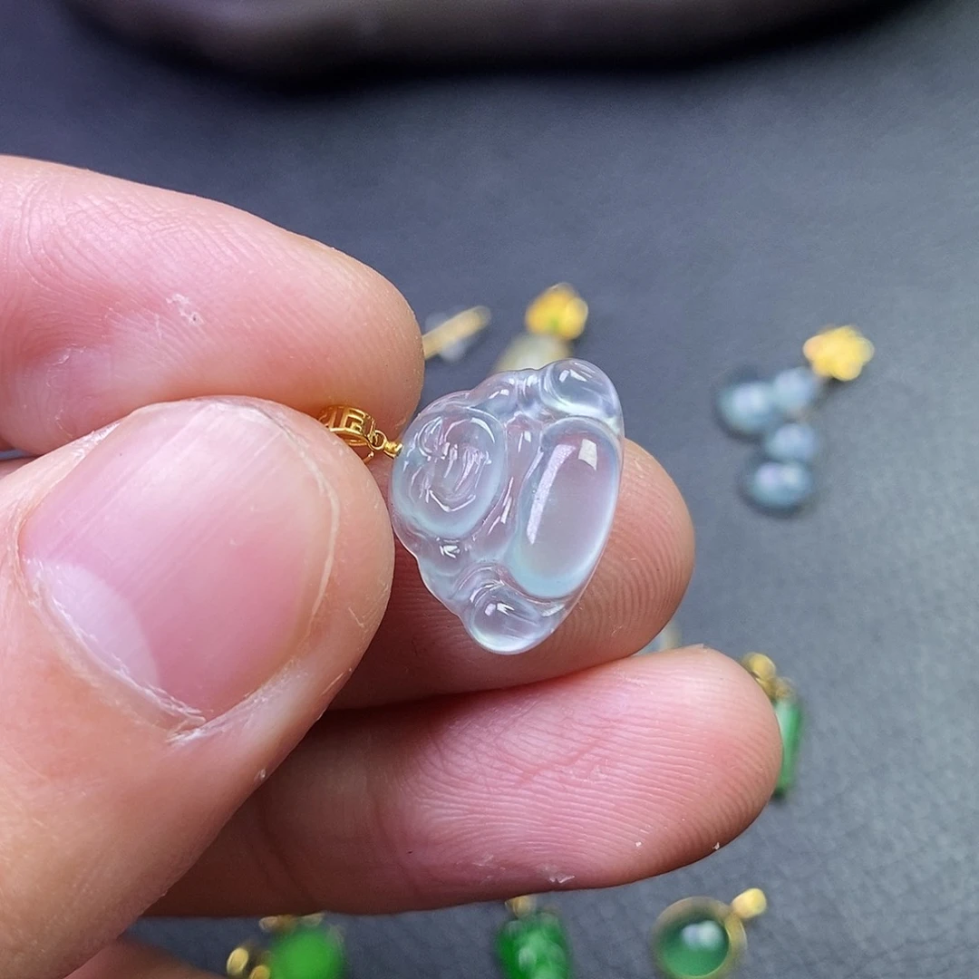 吊坠(不含链)18K金镶嵌翡翠