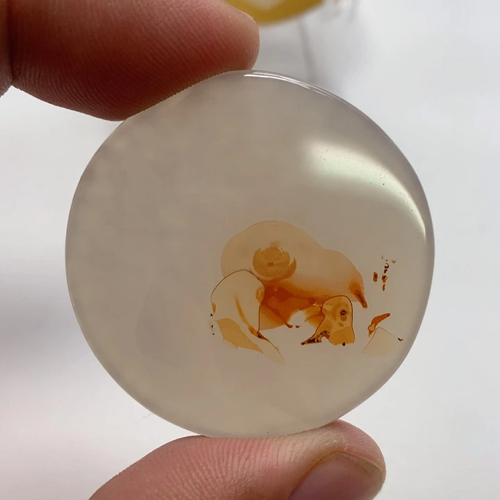 玛瑙/玉髓颈饰未镶嵌机*