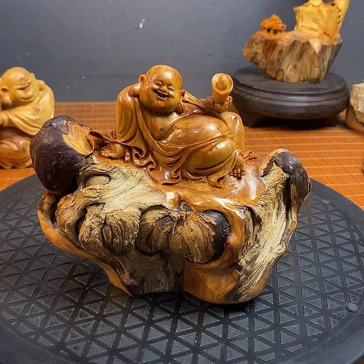 柏木（崖柏）弥勒佛