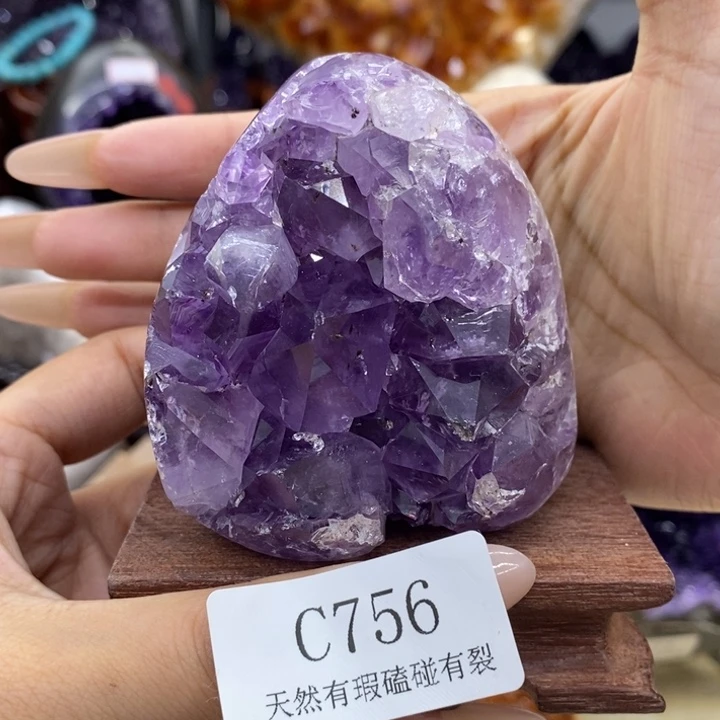 紫晶未镶嵌大型摆件(非配饰)