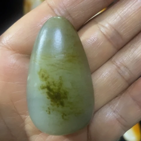 和田玉(糖玉)未镶嵌挂件