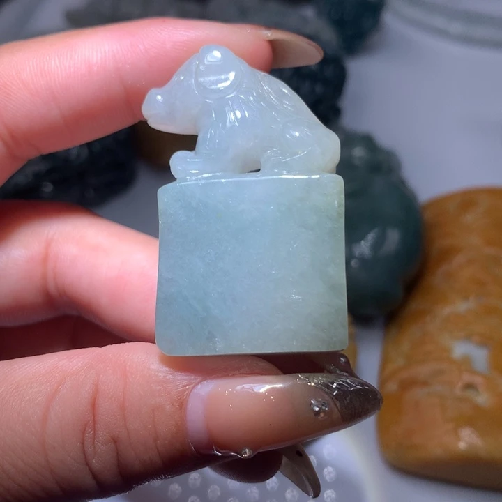 翡翠未镶嵌颈饰保真天然A货翡翠