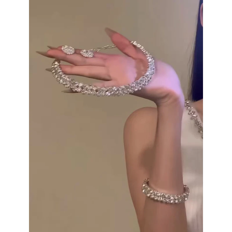 铜合金合成锆石项链 重工爆闪满钻项链轻奢高级感宴会晚礼服配饰