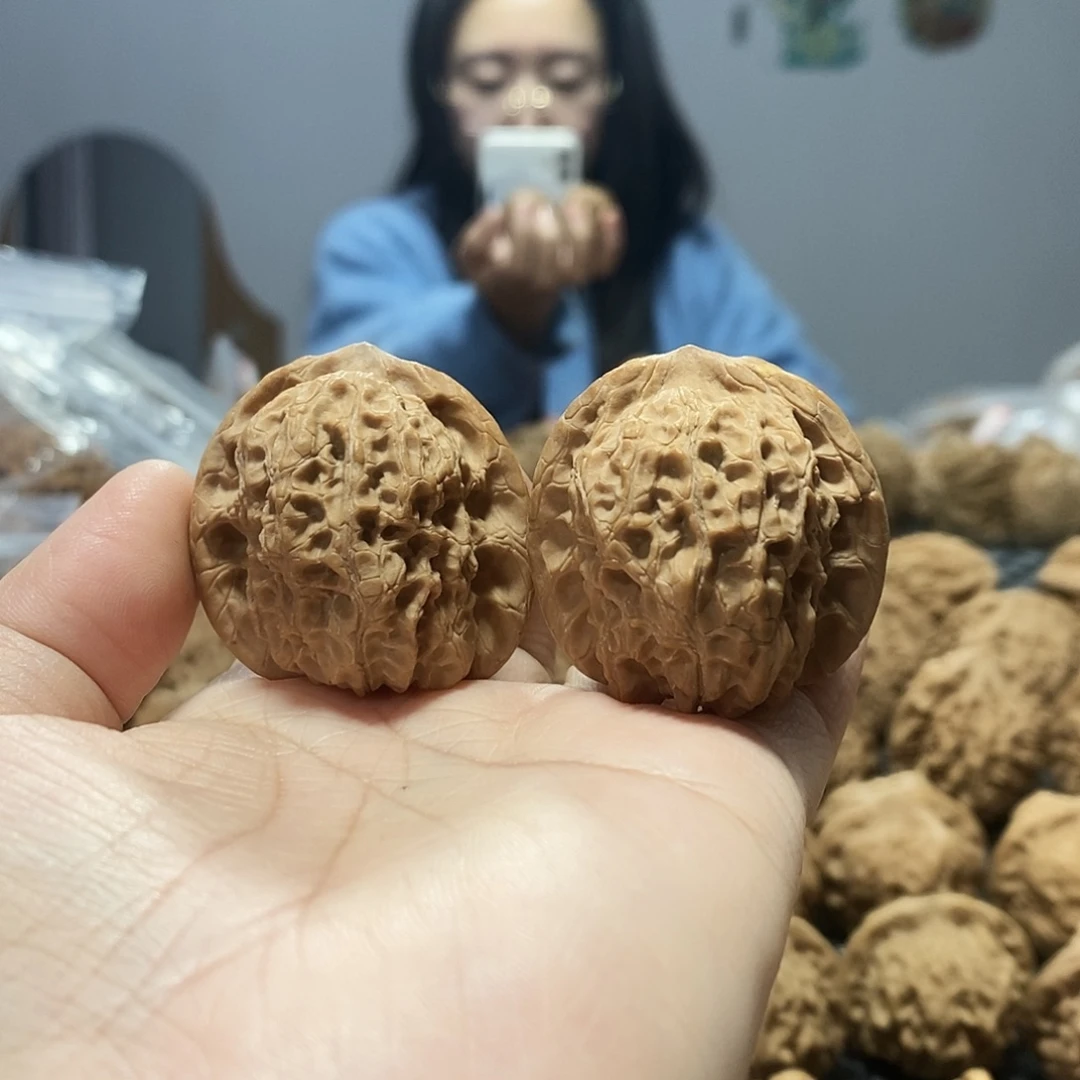 桃核吊坠血麒麟37黄