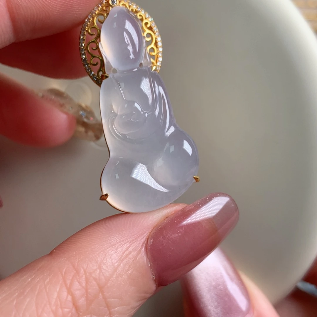 颈饰18K金镶嵌翡翠吊坠