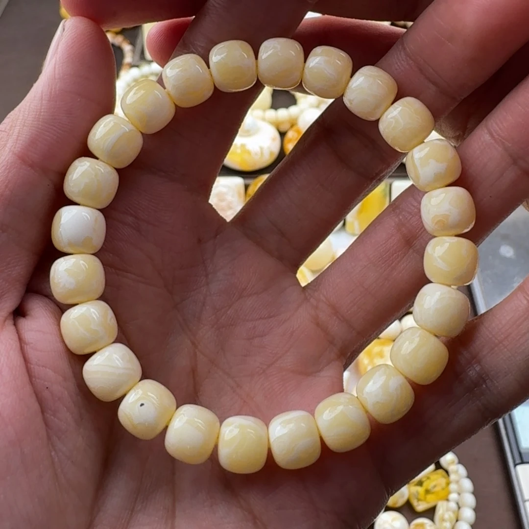 未镶嵌琥珀裸石蜜蜡