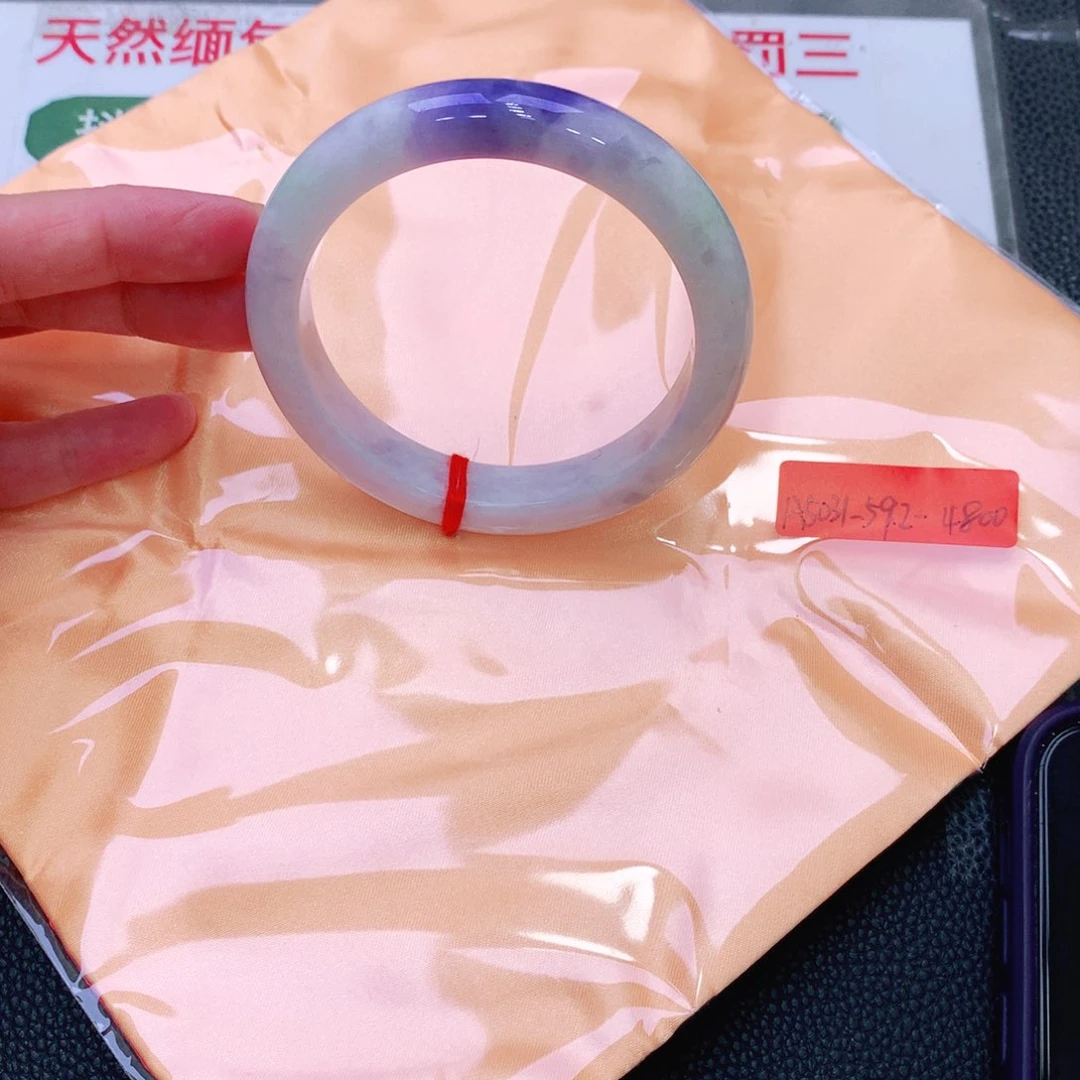 未镶嵌手镯翡翠缅甸翡翠手镯