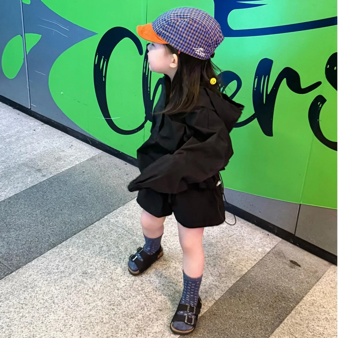 壹妈童装儿童套装秋季新款洋气男女宝黑色连帽风衣外套休闲短裤潮