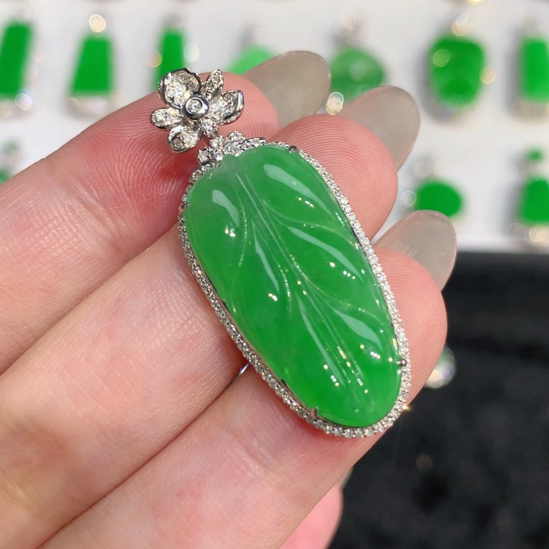 翡翠18K金镶嵌吊坠(不含链)吊坠