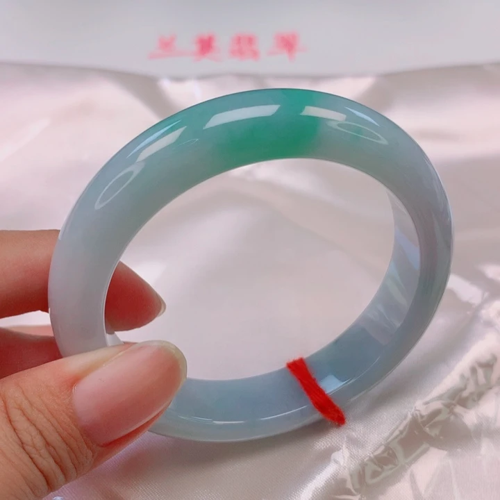 未镶嵌手镯翡翠52圈