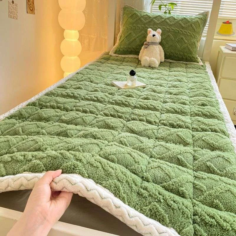 可洗床垫牛奶绒床垫软垫床盖塔芙加绒防滑垫学生宿舍便携式床垫子