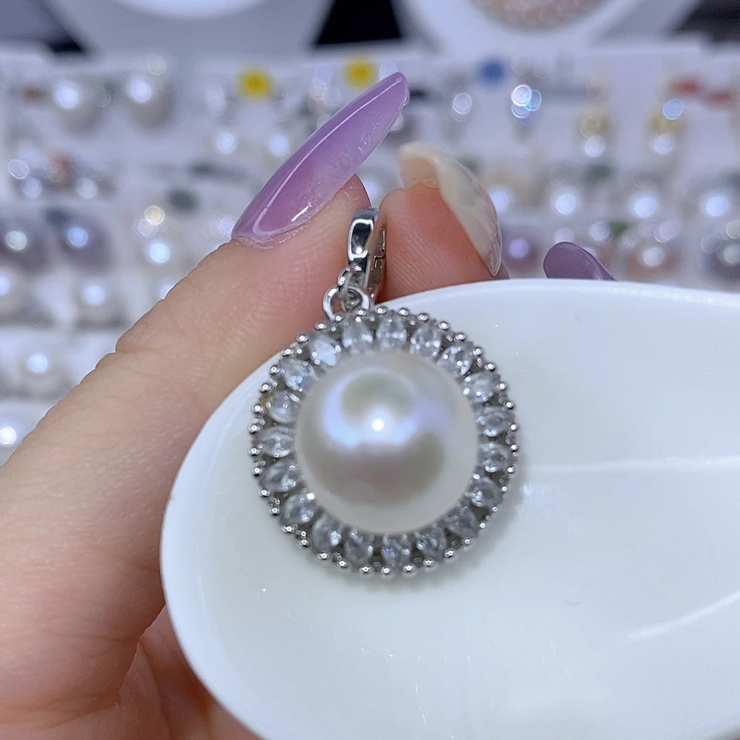 合金淡水珍珠颈饰